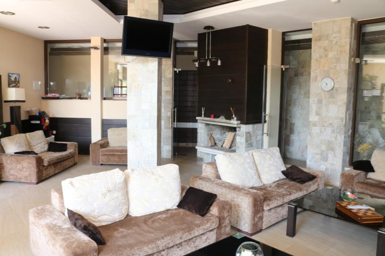 Alpine Lodge Bansko Exteriör bild