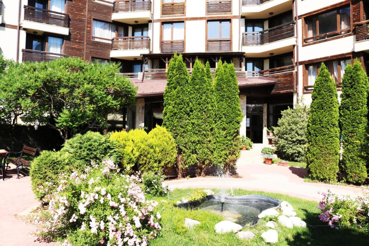 Alpine Lodge Bansko Exteriör bild